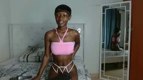 Snapshot of africanpetitequeen chatting on December 15, 2024, 6:29 am CIARA online show from December 15, 2024, 6:29 am
