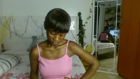 Snapshot of africanpetitequeen chatting on December 22, 2024, 8:58 pm CIARA online show from December 22, 2024, 8:58 pm