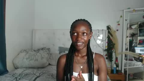 Snapshot of africanpetitequeen chatting on January 6, 2025, 5:59 pm CIARA online show from January 6, 2025, 5:59 pm