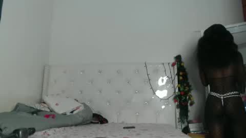 Snapshot of africanpetitequeen chatting on January 21, 2025, 9:46 am CIARA online show from January 21, 2025, 9:46 am