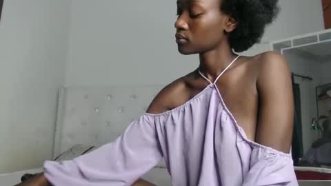 Snapshot of africanpetitequeen chatting on January 29, 2025, 8:35 pm CIARA online show from January 29, 2025, 8:35 pm