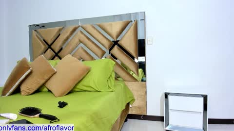 Jheremy and  leeryc  online show from September 17, 2025, 11:12 am