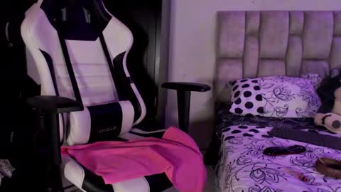 Snapshot of afrodita096 chatting on February 5, 2025, 12:53 am afrodita096 online show from February 5, 2025, 12:53 am