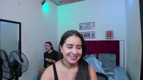 Afrodita Chery y Hermione online show from January 14, 2025, 11:53 am