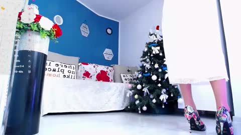 Amalia online show from December 21, 2025, 4:47 pm