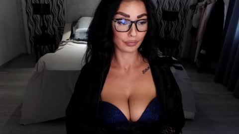 Afro online show from November 3, 2025, 2:07 pm