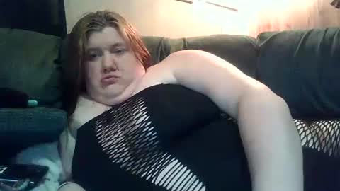 Snapshot of afterhoursangle35 chatting on April 24, 2026, 12:24 am Babygirls353637 online show from April 24, 2026, 12:24 am