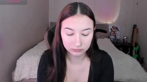 Snapshot of agata_cherry chatting on November 16, 2025, 8:42 am Eva online show from November 16, 2025, 8:42 am