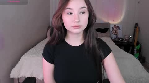 Snapshot of agata_cherry chatting on November 20, 2025, 8:14 am Eva online show from November 20, 2025, 8:14 am