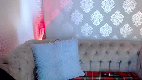 Snapshot of agata_grubisic chatting on July 12, 2026, 4:14 am Agata grubisic online show from July 12, 2026, 4:14 am