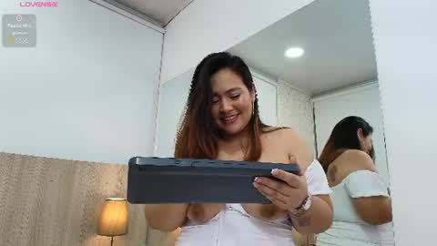 Snapshot of agata_hernandez chatting on June 25, 2026, 5:12 am Agata Hernandez online show from June 25, 2026, 5:12 am
