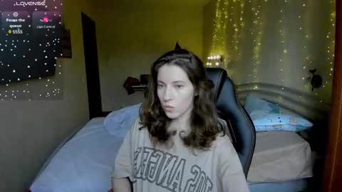 Snapshot of agata_in_wonderland chatting on November 12, 2025, 12:16 pm agata_in_wonderland online show from November 12, 2025, 12:16 pm