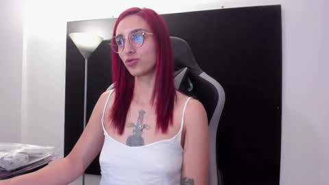 Agata Collinss online show from March 21, 2026, 3:33 am