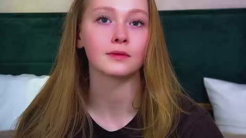 AgataFoxley online show from March 11, 2026, 6:25 pm