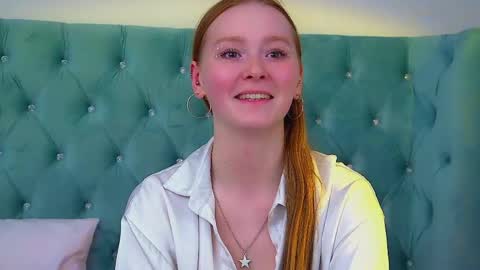 Snapshot of agatafoxley chatting on June 8, 2026, 1:39 am AgataFoxley online show from June 8, 2026, 1:39 am