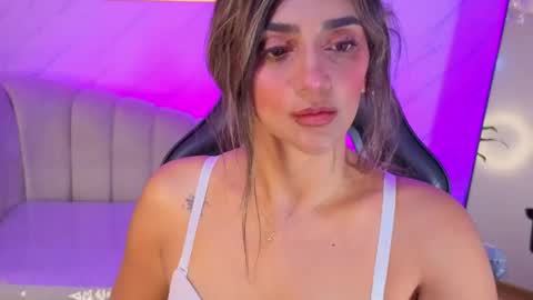 AGATHA online show from May 20, 2026, 12:33 pm