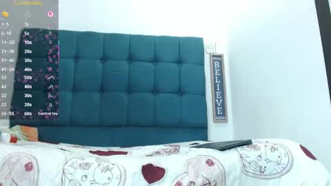 Snapshot of agatha_wishx chatting on April 27, 2026, 4:32 am Agata online show from April 27, 2026, 4:32 am