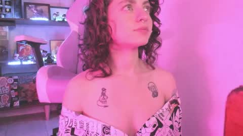 Camila     2 online show from January 9, 2025, 1:08 am