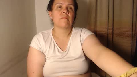 Snapshot of agathaaaa chatting on March 22, 2026, 11:08 pm online show from March 22, 2026, 11:08 pm