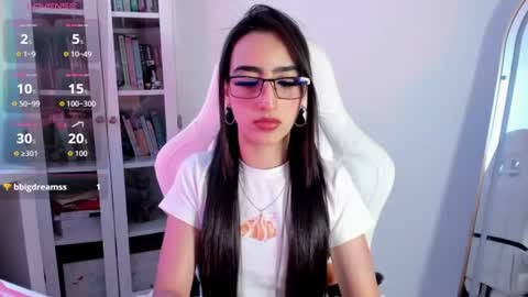Snapshot of agathablair4 chatting on June 11, 2026, 1:31 pm agathablair4 online show from June 11, 2026, 1:31 pm