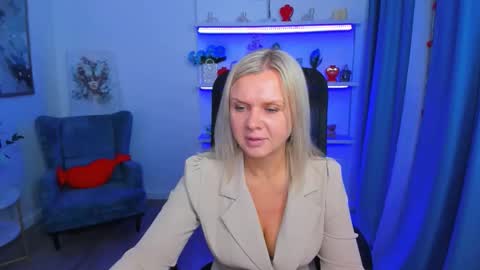 Agatha online show from February 19, 2026, 7:10 pm