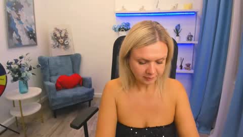 Agatha online show from April 16, 2026, 7:36 pm