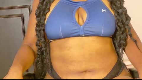 Snapshot of agatharusso chatting on September 25, 2025, 10:24 pm Agathaa online show from September 25, 2025, 10:24 pm