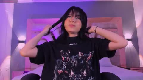 agathauwudoll online show from March 9, 2026, 3:43 am