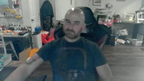 Snapshot of aggieswing chatting on April 9, 2026, 2:55 am Aggieswing online show from April 9, 2026, 2:55 am