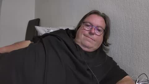 Agias online show from September 14, 2025, 6:45 am