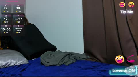 Blue Eyed Handsome Man online show from June 1, 2026, 1:40 am