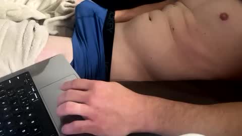 Snapshot of ahdjrucnsjwncnd chatting on December 4, 2024, 3:04 am Nick online show from December 4, 2024, 3:04 am