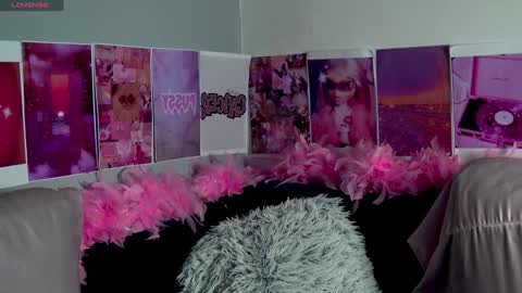Snapshot of ahriangel chatting on December 27, 2024, 3:04 pm AhriAngel OF ahriangel online show from December 27, 2024, 3:04 pm