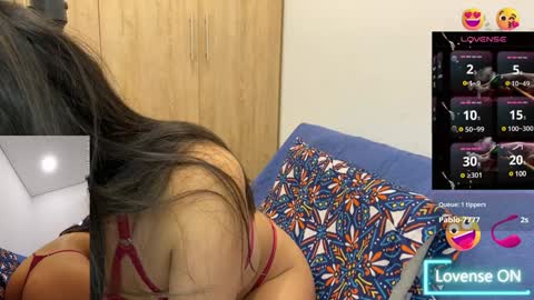 AHSLEY online show from January 23, 2025, 9:50 am