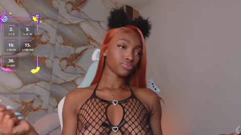 Ahvi Ebony online show from April 21, 2026, 12:44 pm