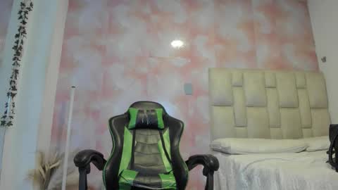 karoline  online show from March 21, 2026, 2:27 am