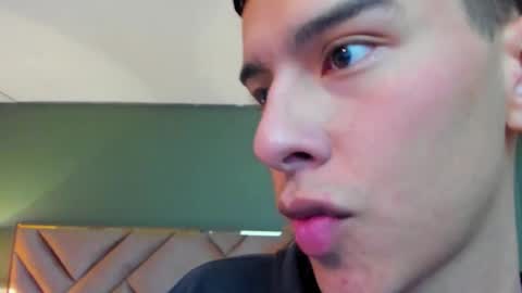 Snapshot of aiden_royce chatting on January 12, 2026, 5:34 am aiden_royce online show from January 12, 2026, 5:34 am