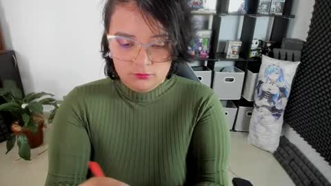 Catalina online show from December 17, 2024, 12:22 pm