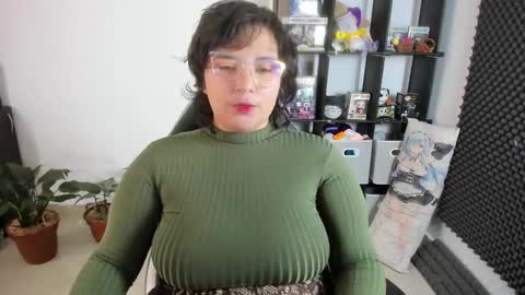 Catalina online show from February 23, 2025, 12:48 pm