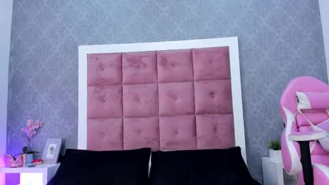 Ailen online show from November 22, 2025, 12:15 pm