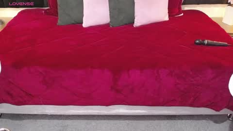 Ailyn rouss online show from February 2, 2026, 1:32 pm