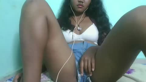 aimeamour online show from January 29, 2025, 6:18 pm