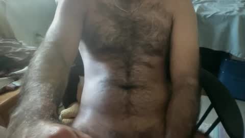 Snapshot of ain001 chatting on May 4, 2026, 2:57 pm ain001 online show from May 4, 2026, 2:57 pm