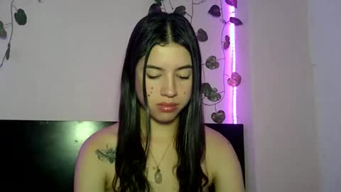 J  online show from December 12, 2024, 4:43 pm