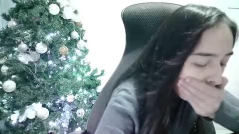 Snapshot of aineangeel chatting on January 25, 2025, 3:51 am AINE online show from January 25, 2025, 3:51 am