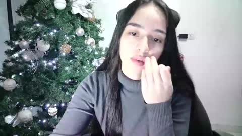 Snapshot of aineangeel chatting on February 13, 2025, 11:58 pm AINE online show from February 13, 2025, 11:58 pm