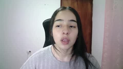 Snapshot of aineangeel chatting on October 12, 2025, 12:20 am AINE online show from October 12, 2025, 12:20 am