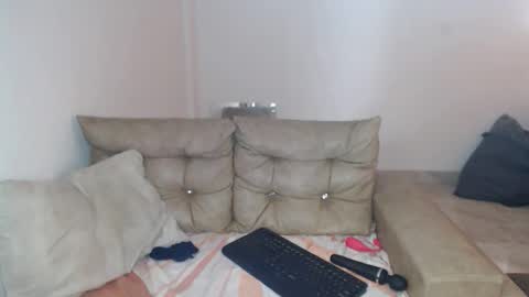 Snapshot of aingealkajsa chatting on May 6, 2026, 8:03 pm aingeal online show from May 6, 2026, 8:03 pm