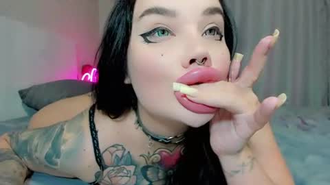 Aira online show from July 9, 2026, 12:26 am