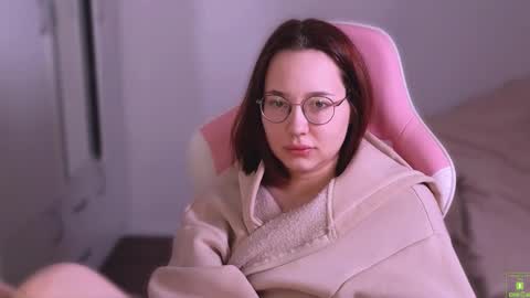 airyhill online show from December 22, 2025, 12:13 pm